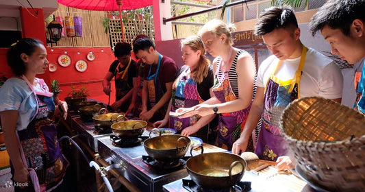 Clase de cocina tailandesa en pareja